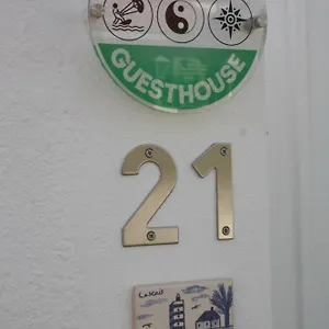  Apartamento Estúdio Com Espaço Exterior, 5 Minutos De Cascais.