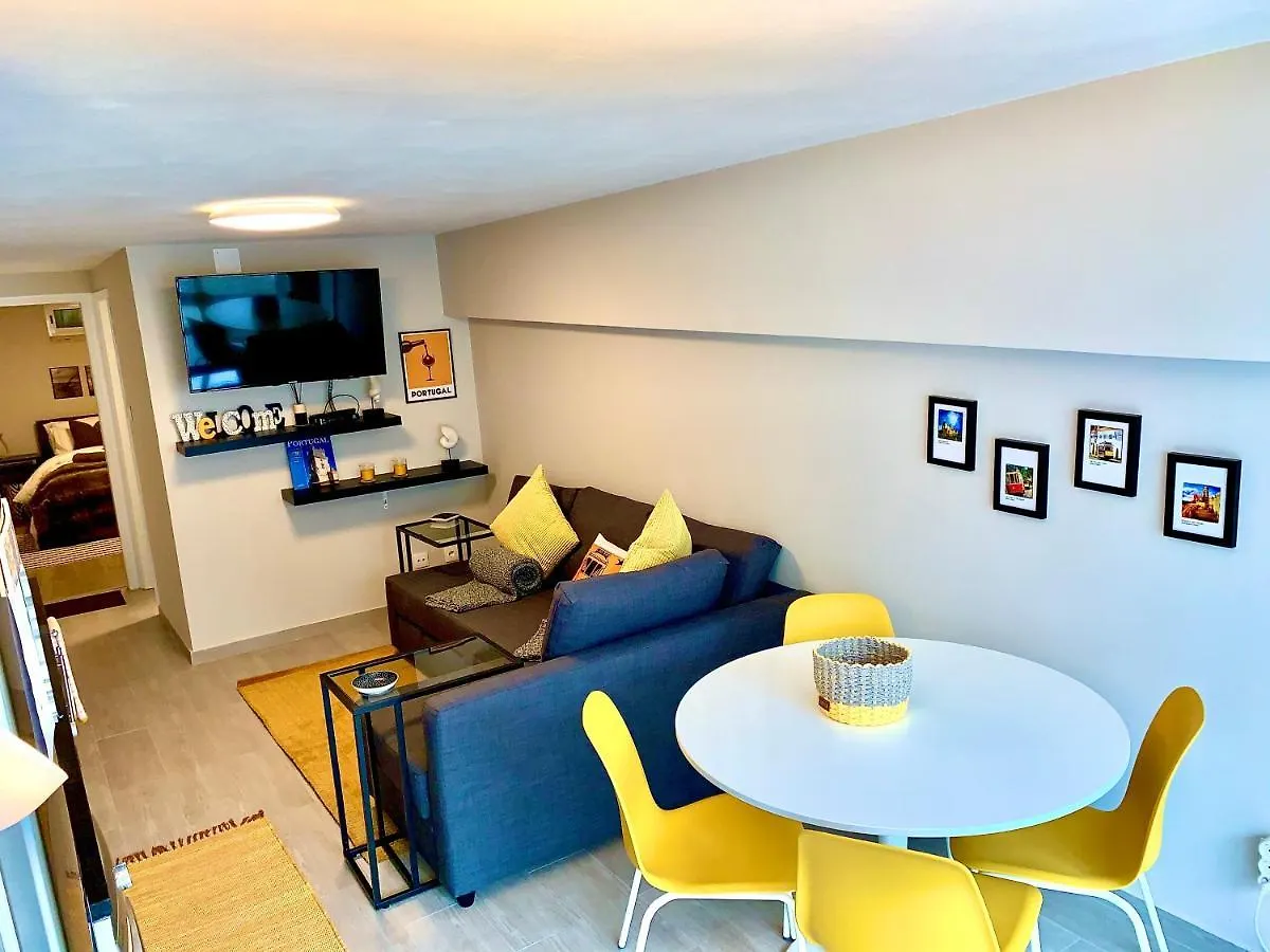 Cascais Modern Getaway Apartment