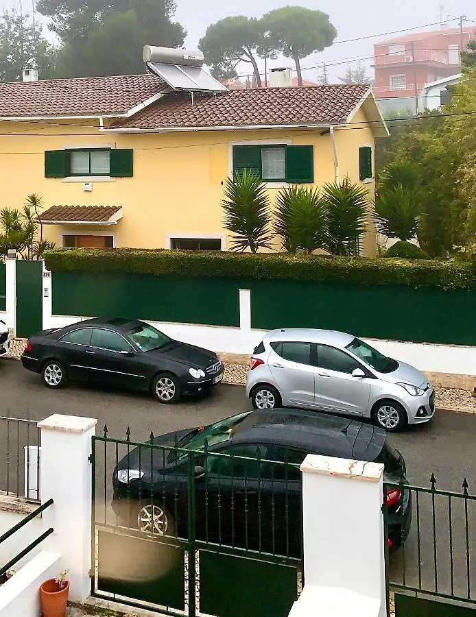 Cascais Modern Getaway Apartment