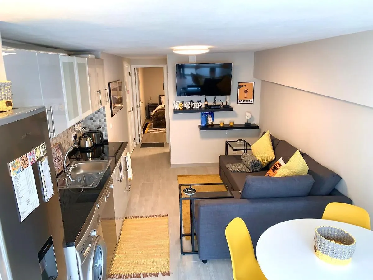 Cascais Modern Getaway Apartment 0*,